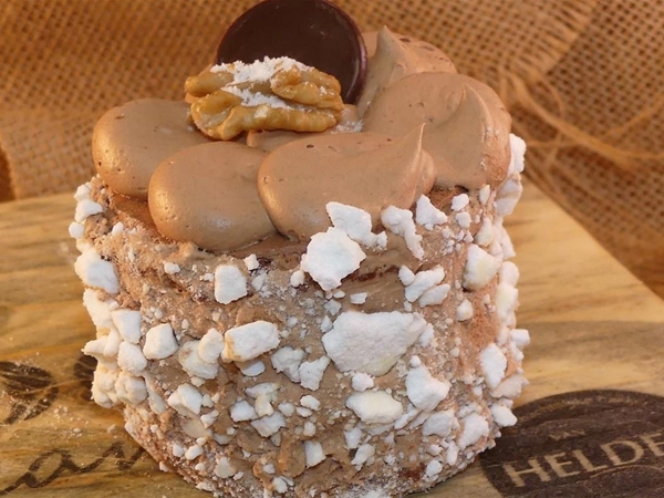 CHOCOLADE SCHUIM GEBAK