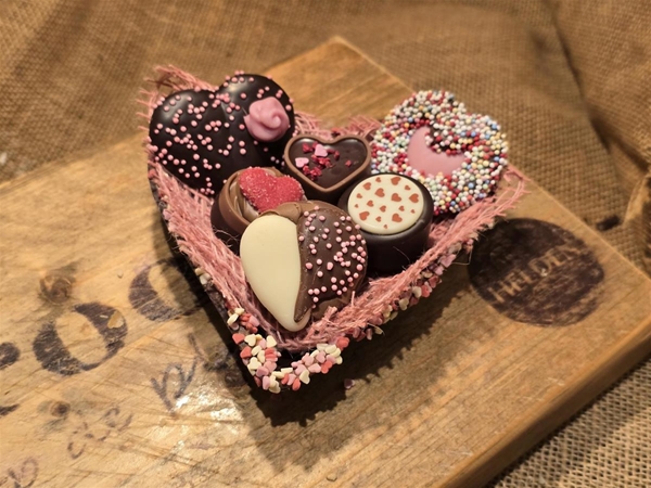 CHOCOLADE  BONBON HART